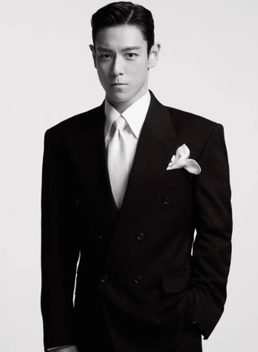 Choi Seung-hyun T.O.P Black Blazer